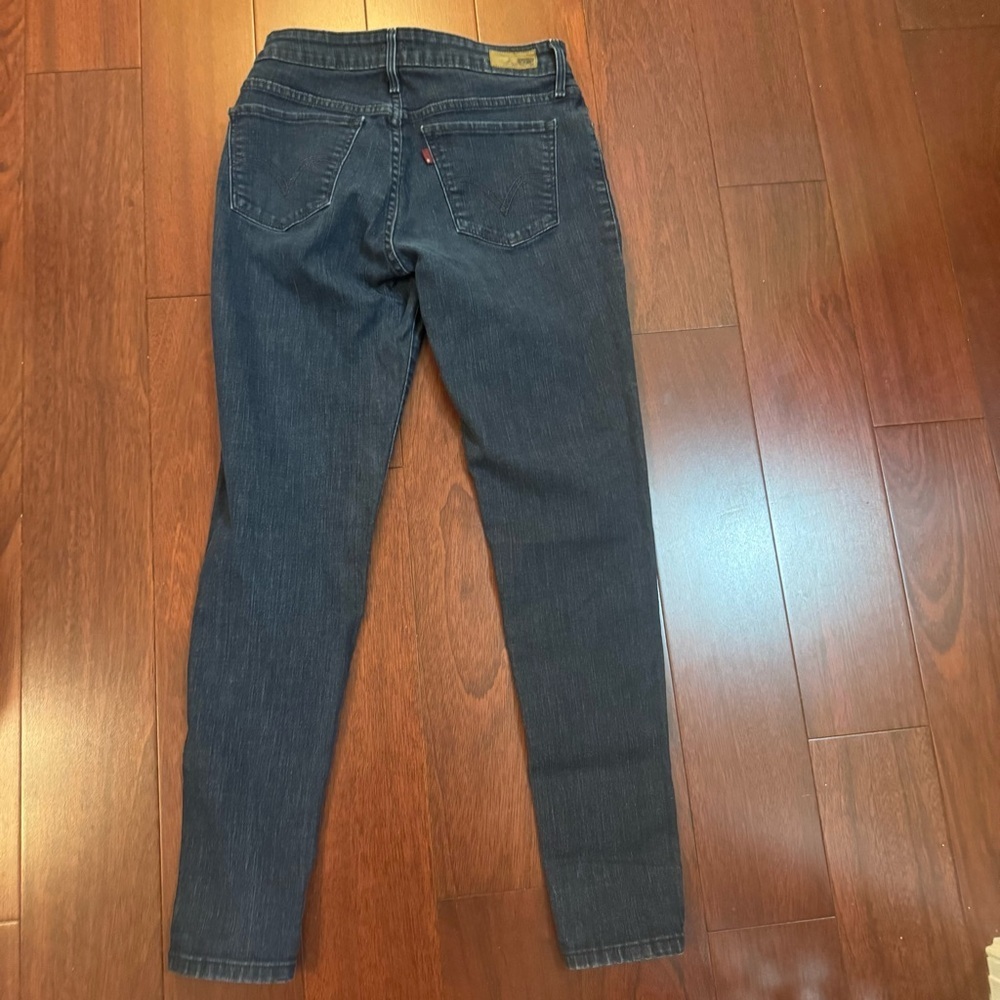 Levi's Women's High Rise Dark Charcoal Blue Jeans W29 L32 Jeans 4 Boots - Picture 5 of 7